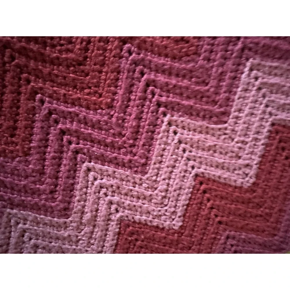 Crochet Knit Afghan Throw Blanket Dusty Rose Pink Scallop Wavy Handmade 78 X 30